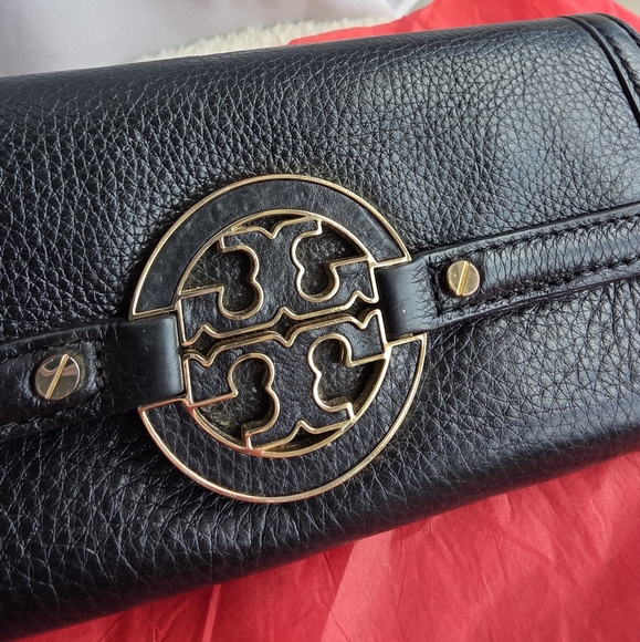 Tory Burch Black Wallet with Gold Logo - Picture 2 of 11